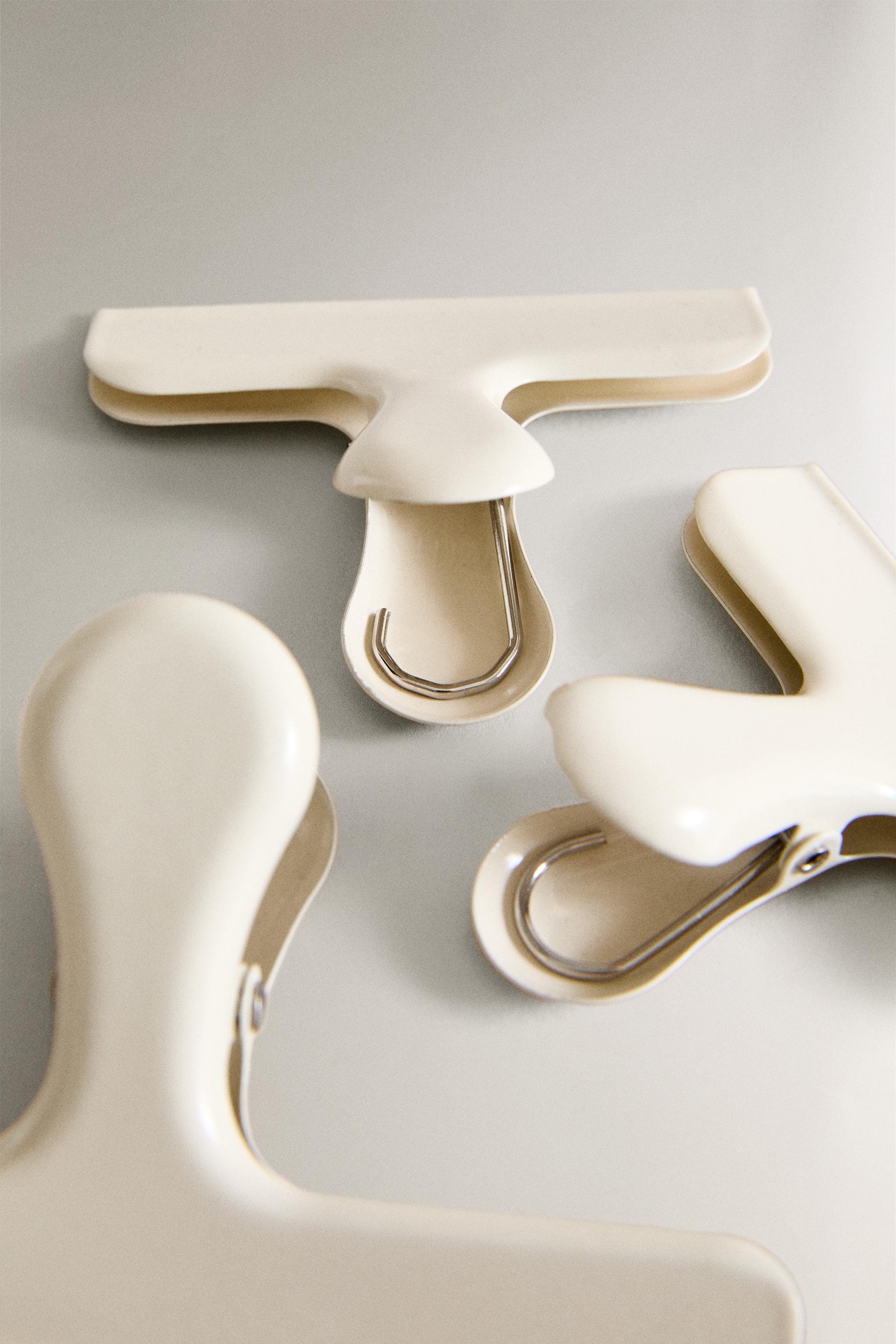 SET OF METAL CLIPS (SET OF 3)